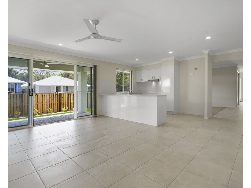 29 Beautiful Boulevard, Morayfield QLD 4506