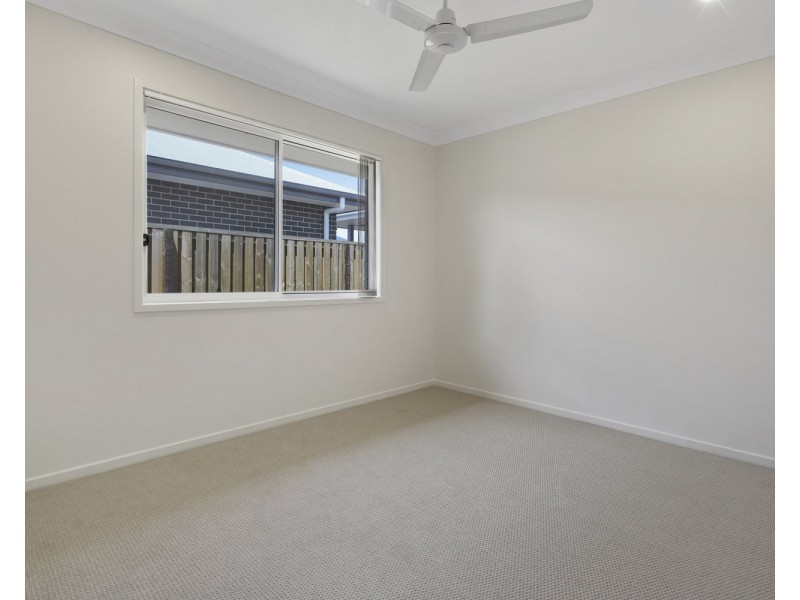 29 Beautiful Boulevard, Morayfield QLD 4506