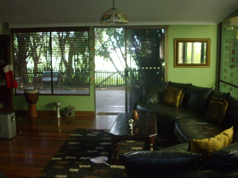 12 Chuter Ave, Southport QLD 4215