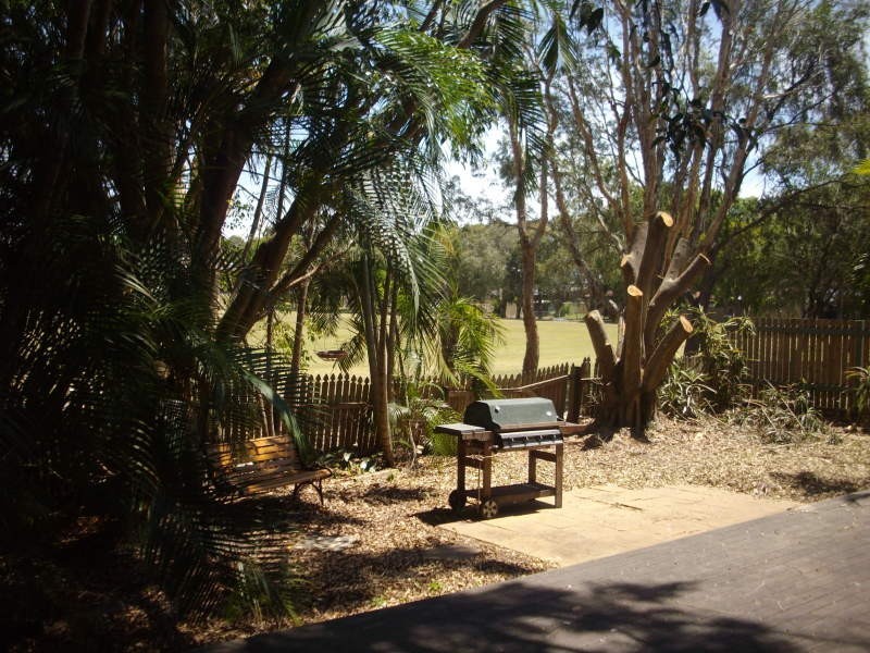 12 Chuter Ave, Southport QLD 4215