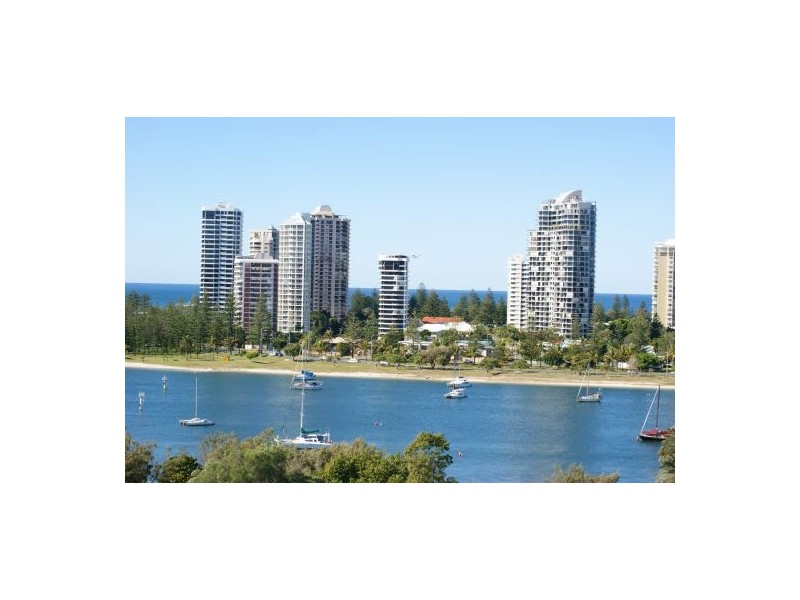 1 Como, Southport QLD 4215