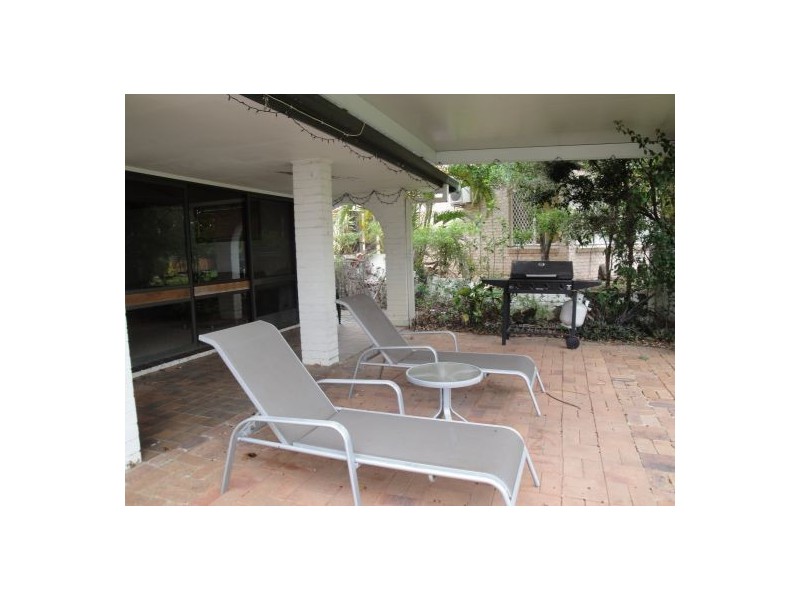 Broadbeach Waters QLD 4218