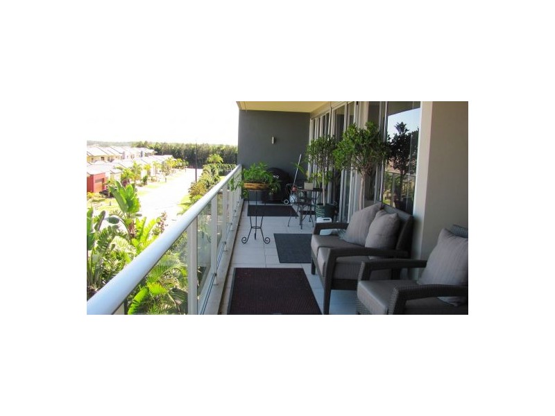 2 Activa, Hope Island QLD 4212