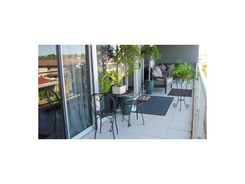 2 Activa, Hope Island QLD 4212