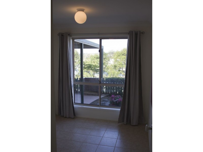 1 Doyalson Place, Helensvale QLD 4212