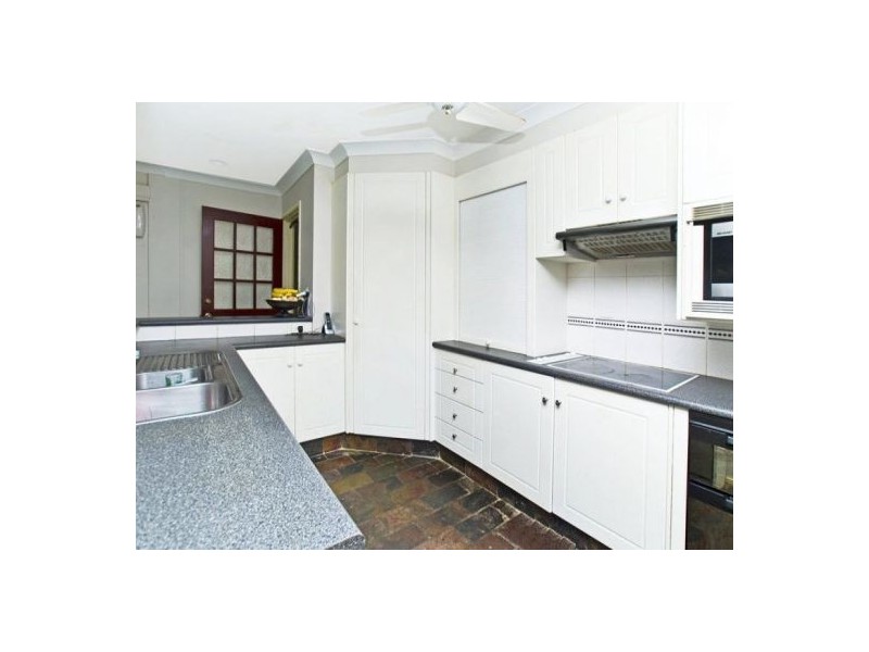 Wongawallan QLD 4210