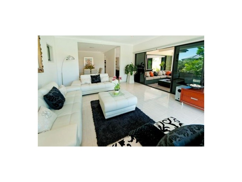 Hope Island QLD 4212