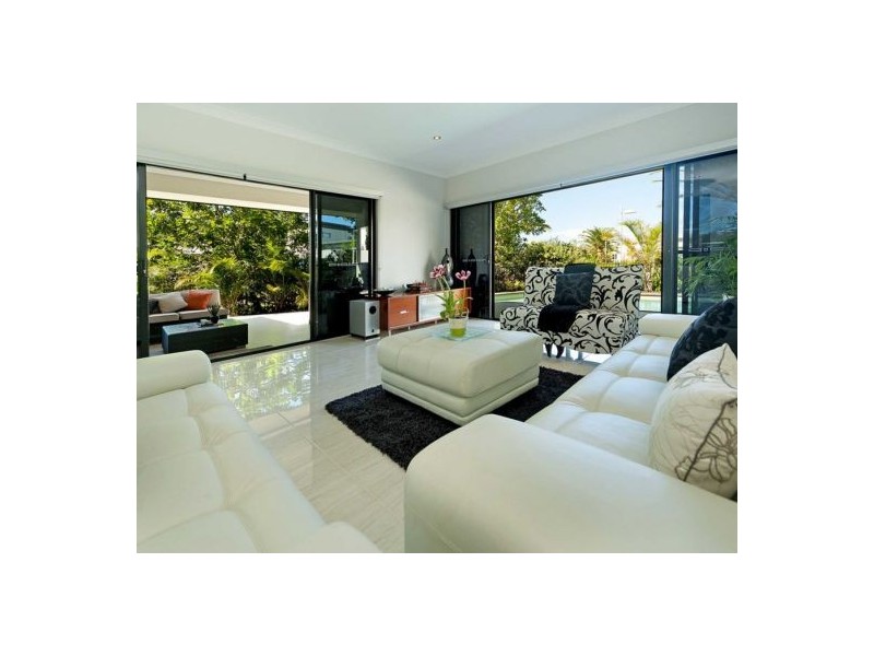 Hope Island QLD 4212