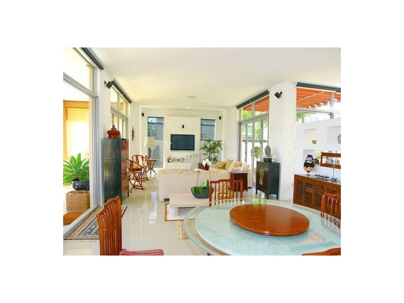 1671 Riverdale Dr, Hope Island QLD 4212