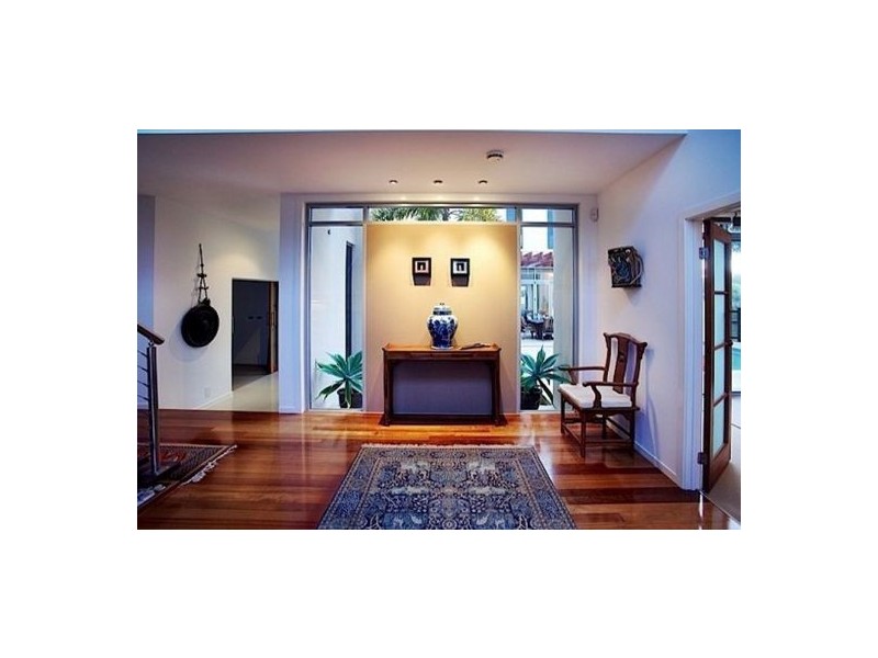 1671 Riverdale Dr, Hope Island QLD 4212