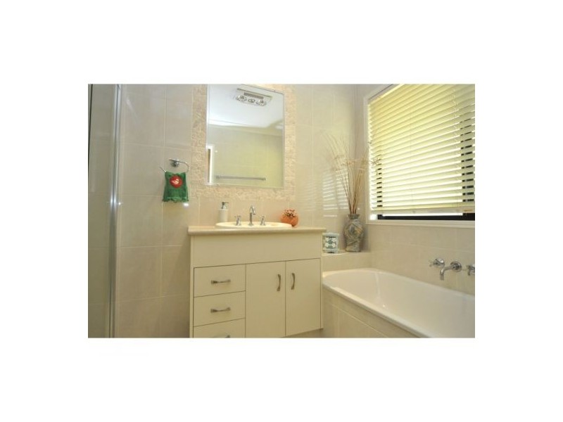 17 Rainbow, Coomera Waters QLD 4209