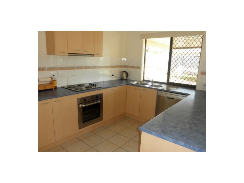 17 Bluetail Cres, Upper Coomera QLD 4209