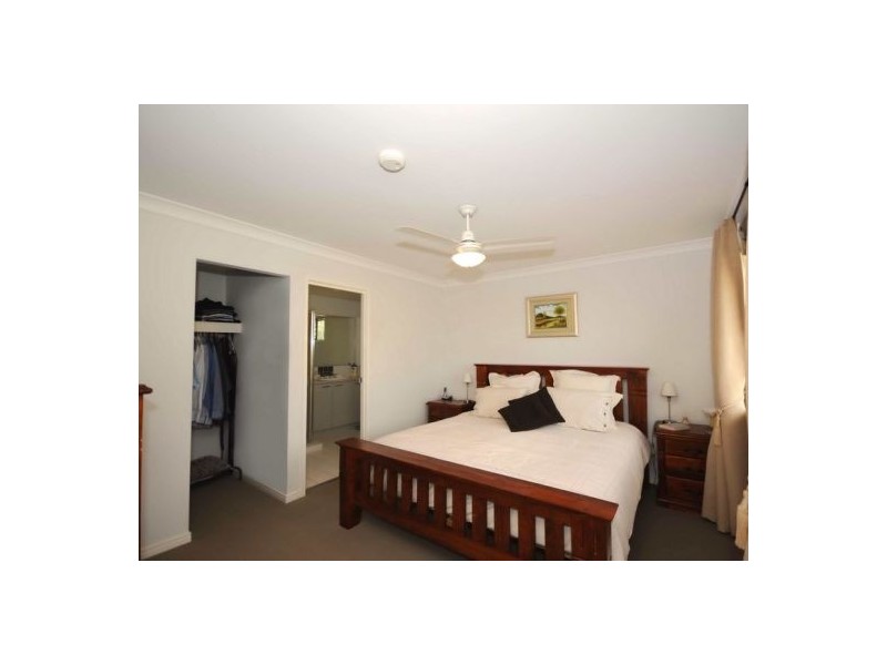 33 Goldcrest drive, Upper Coomera QLD 4209