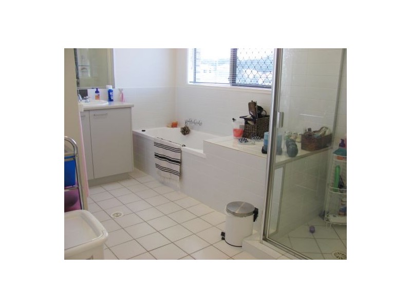 33 Goldcrest drive, Upper Coomera QLD 4209