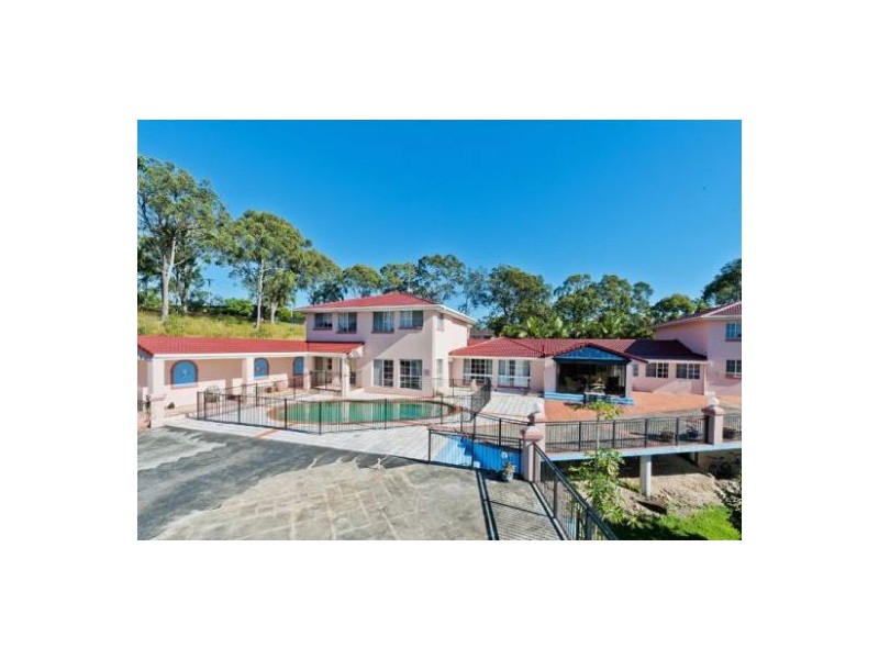 9 Nakula, Gaven QLD 4211