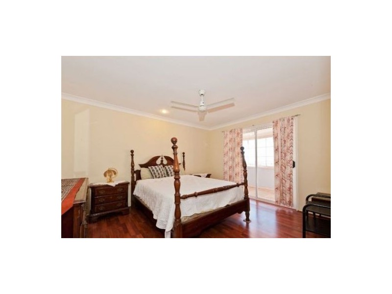 9 Nakula, Gaven QLD 4211