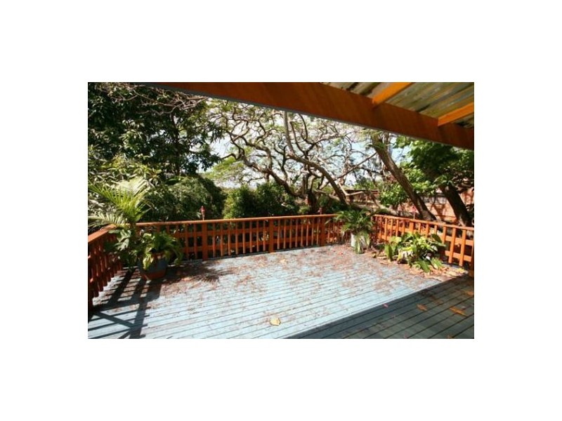 21 East, Burleigh Heads QLD 4220