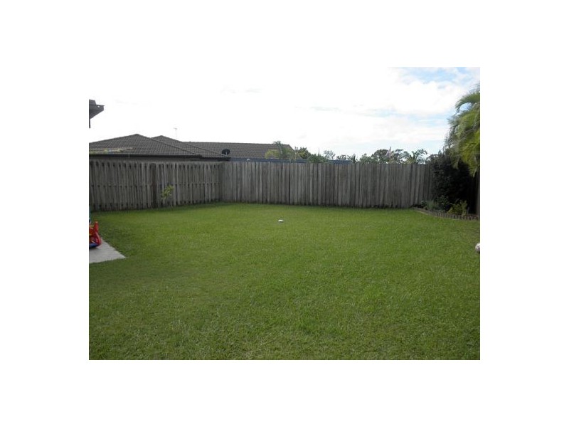 5 Nilkare Crt, Upper Coomera QLD 4209