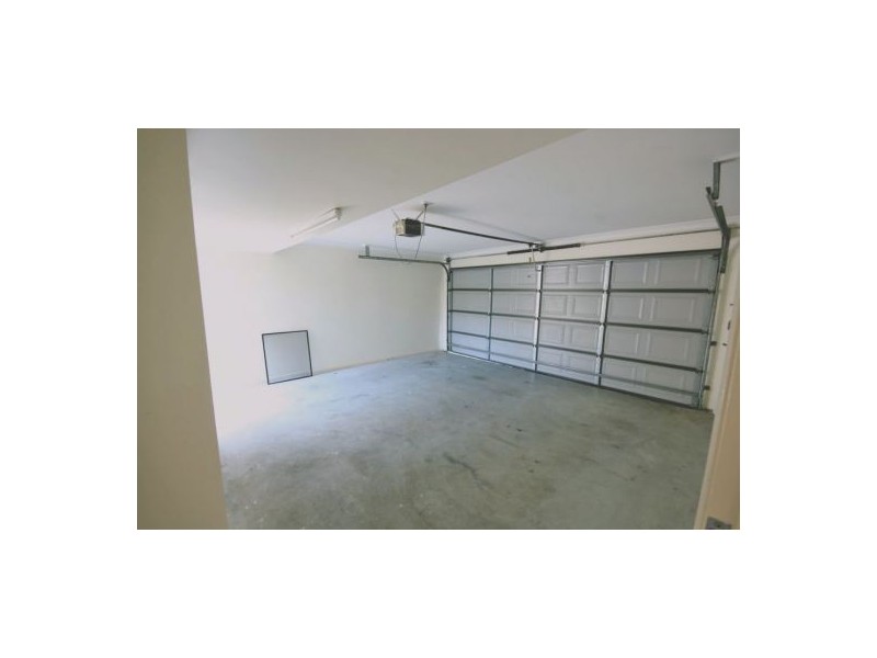 8 Katie Court, Arundel QLD 4214