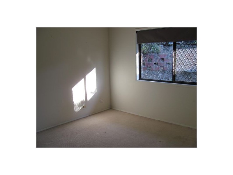 7 Metro, Oxenford QLD 4210