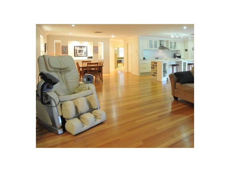 64 Worongary Road, Worongary QLD 4213