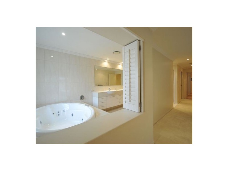 64 Worongary Road, Worongary QLD 4213