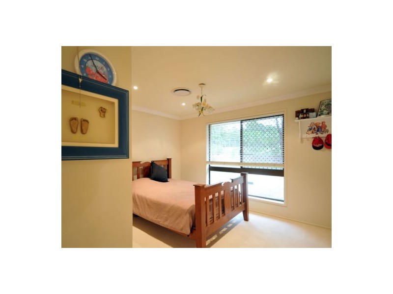 64 Worongary Road, Worongary QLD 4213