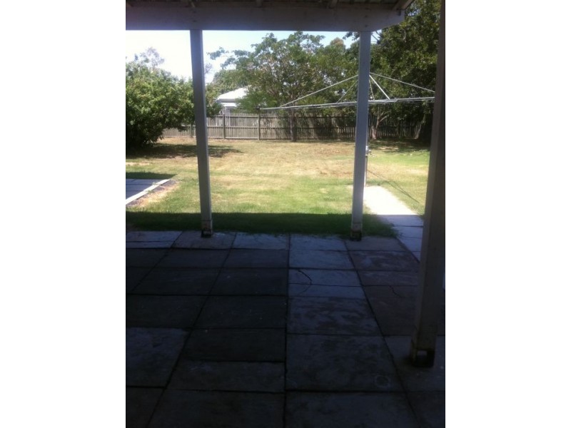 31 Curtis, Dalby QLD 4405