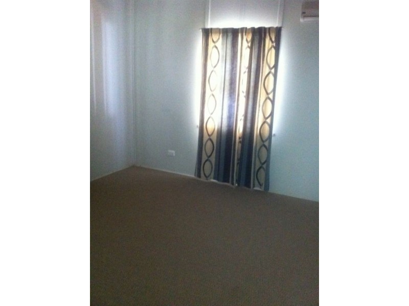 31 Curtis, Dalby QLD 4405