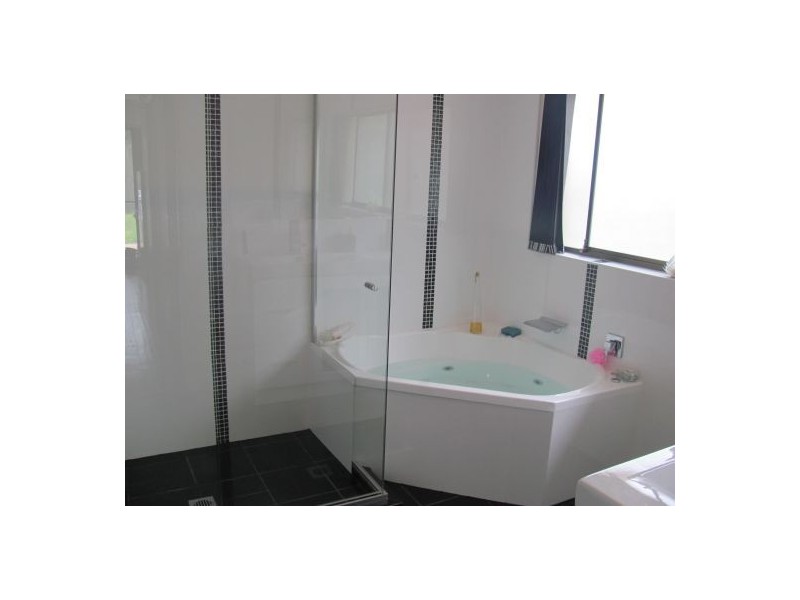 19 Tooraneedin, Coomera QLD 4209