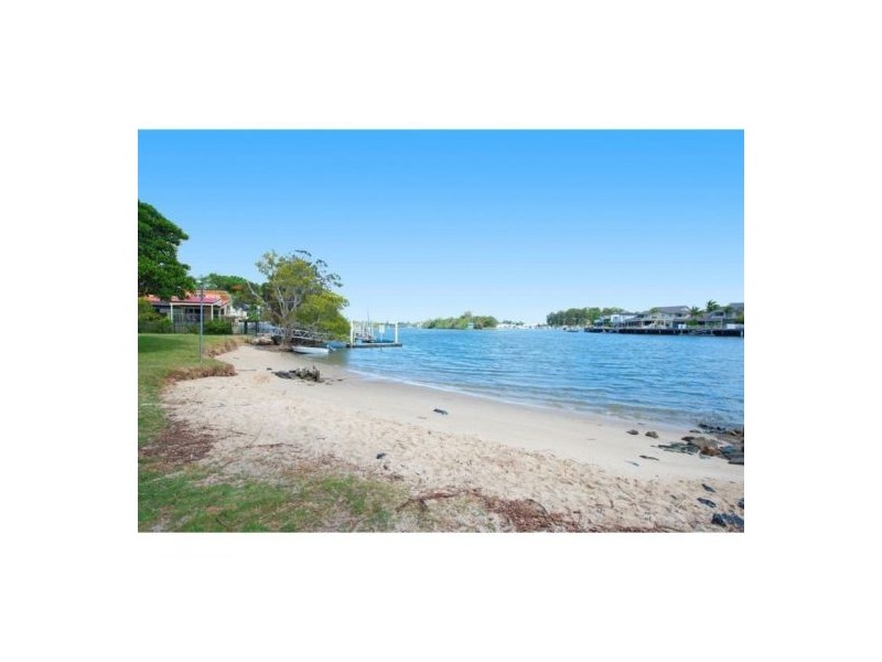19 Tooraneedin, Coomera QLD 4209
