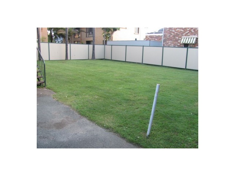 40 Brighton, Biggera Waters QLD 4216