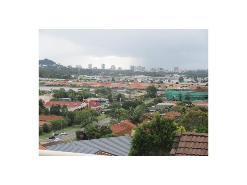 40 Castlecrag, Banora Point NSW 2486