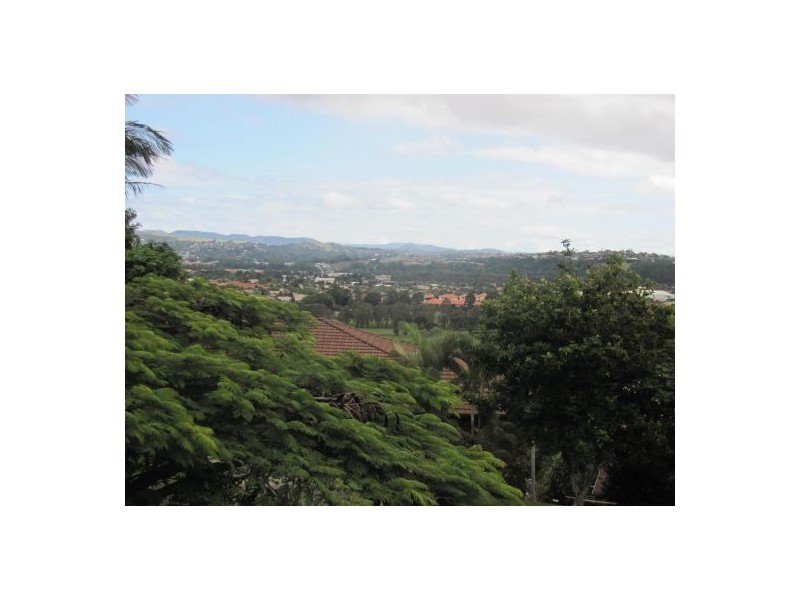 40 Castlecrag, Banora Point NSW 2486