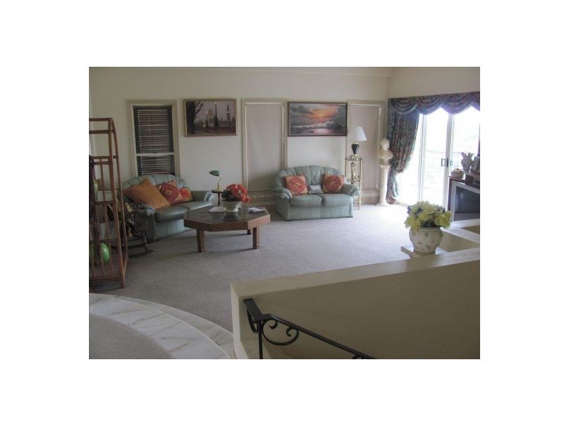 40 Castlecrag, Banora Point NSW 2486