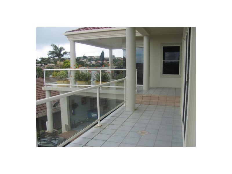 40 Castlecrag, Banora Point NSW 2486