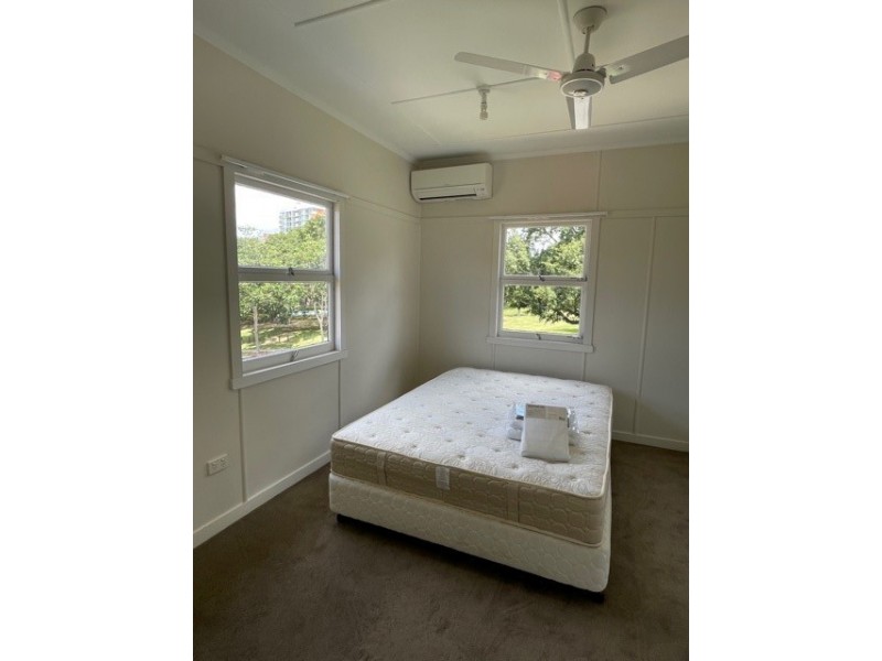 2/12 Blamey Street, Kelvin Grove QLD 4059