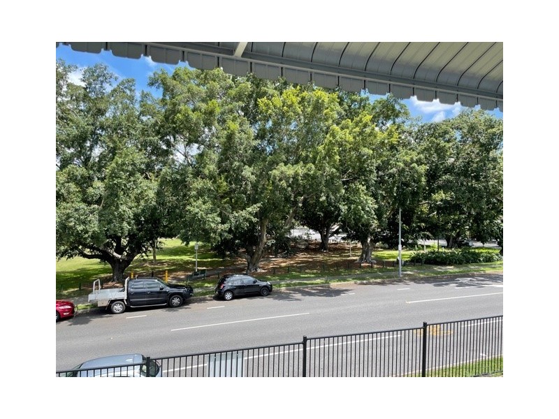 2/12 Blamey Street, Kelvin Grove QLD 4059