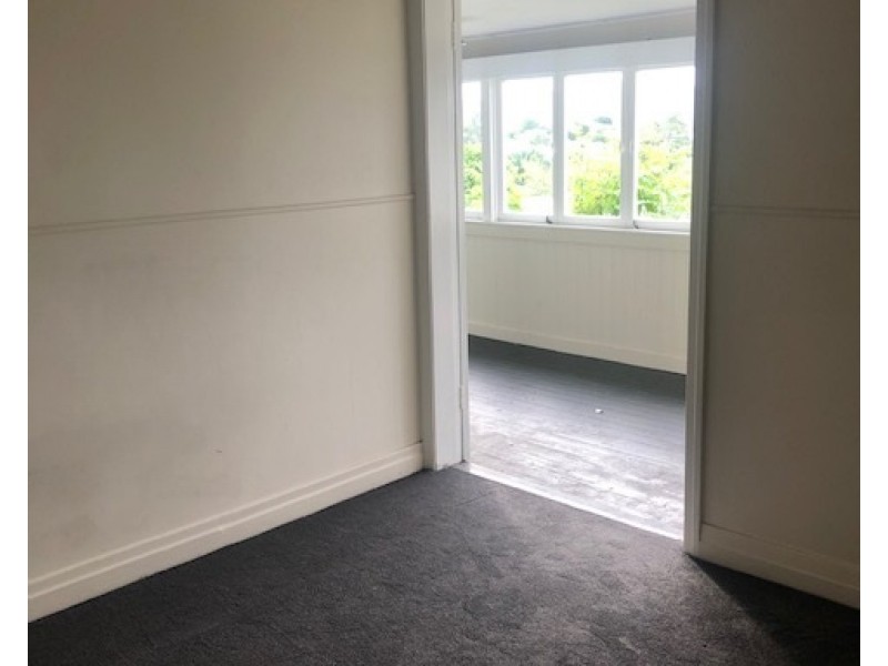 2 Lorimer Tce, Kelvin Grove QLD 4059