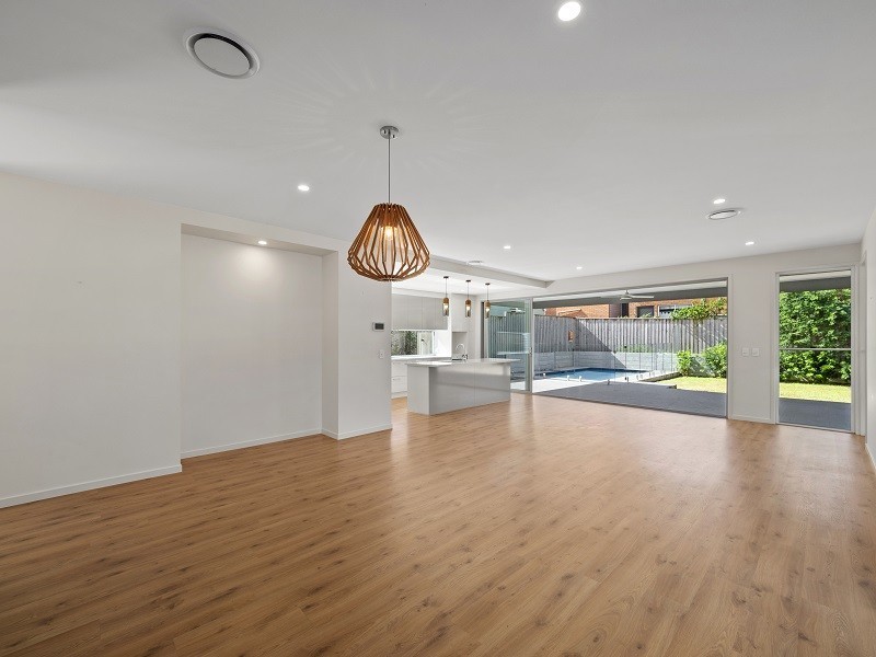 6 Glin Ave, Newmarket QLD 4051