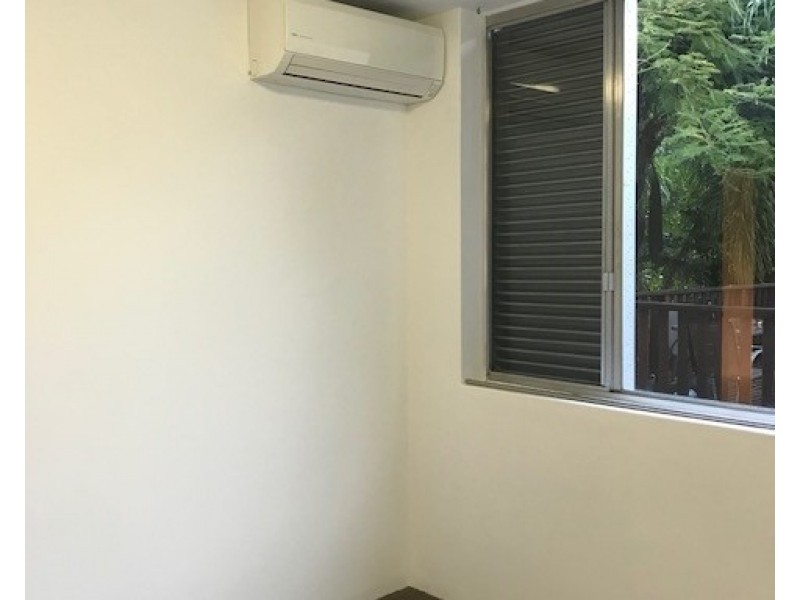 2/25 Normanby Tce, Kelvin Grove QLD 4059