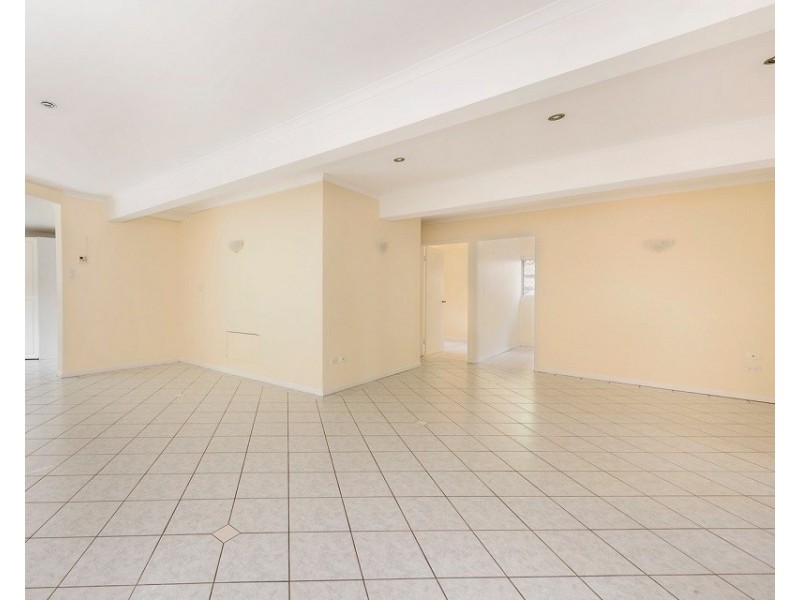 19 Vallely Street, Annerley QLD 4103