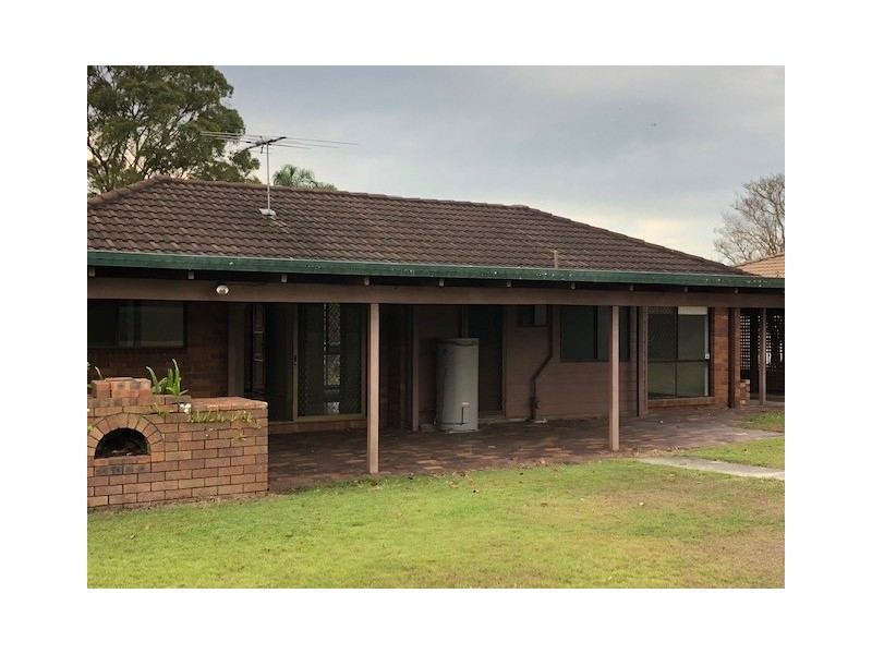 71 Paluna Street, Riverhills QLD 4074