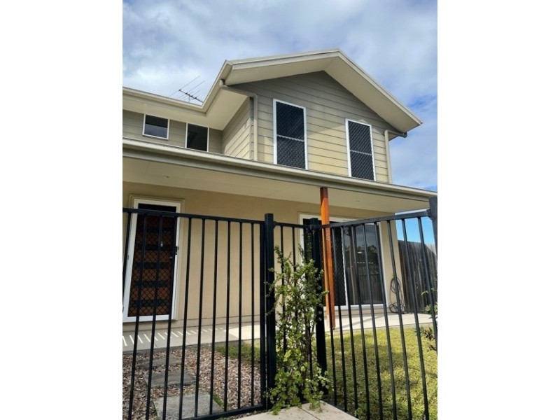 5/20 Armstrong Street, Petrie QLD 4502