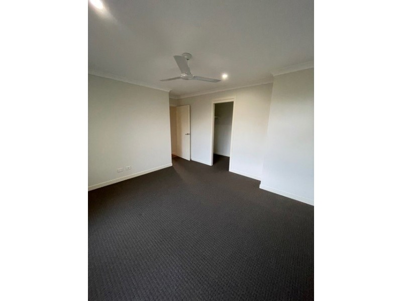 5/20 Armstrong Street, Petrie QLD 4502