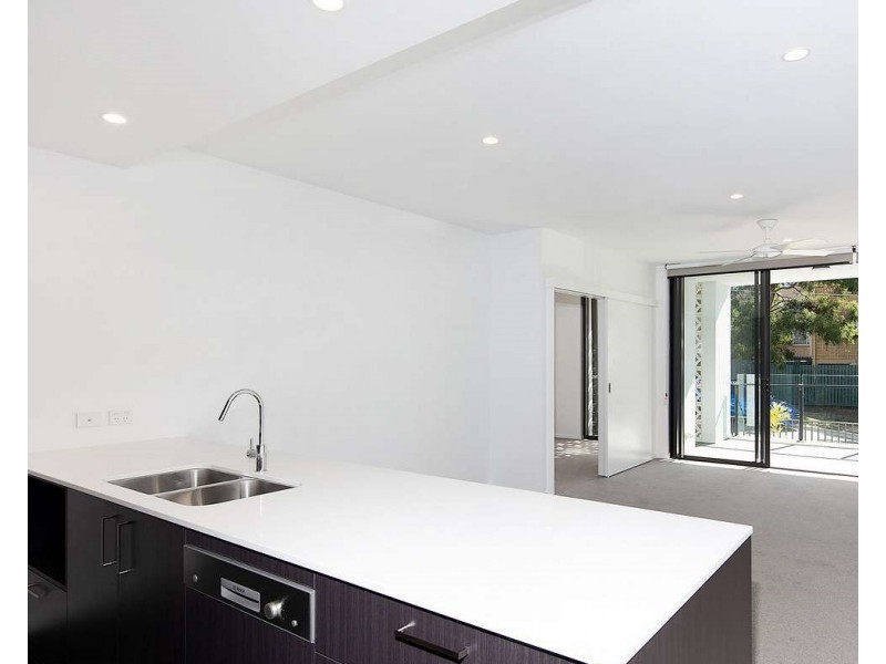 206/50 Garden Tce, Newmarket QLD 4051