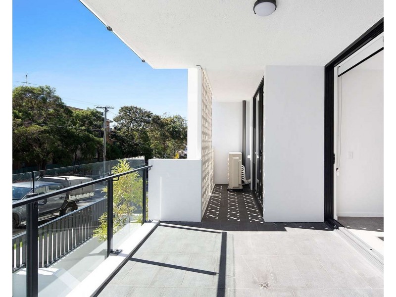 206/50 Garden Tce, Newmarket QLD 4051