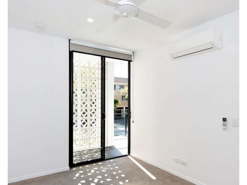 206/50 Garden Tce, Newmarket QLD 4051