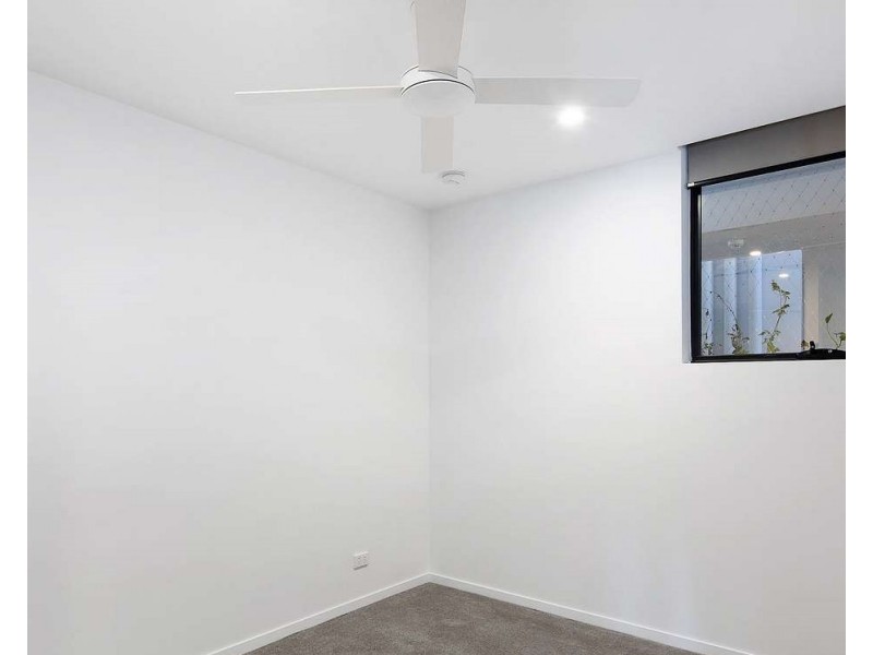 206/50 Garden Tce, Newmarket QLD 4051