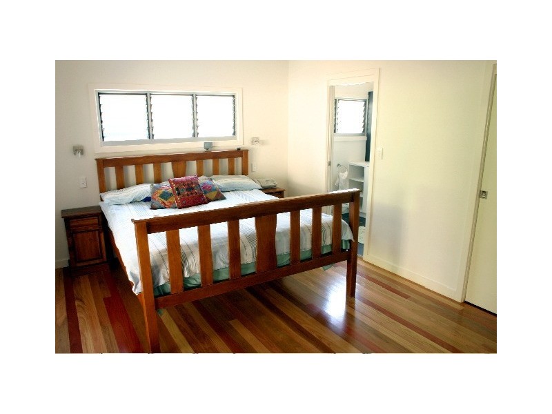 37 Lizzie Street, Bardon QLD 4065